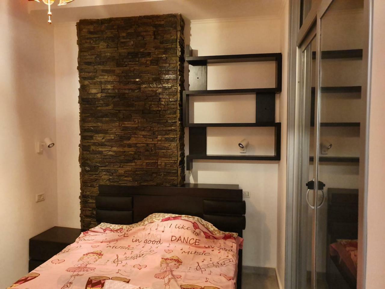 Batumi...Vip...Kv.8 Apartman Kültér fotó